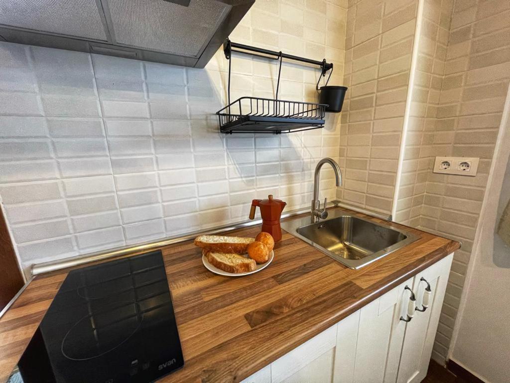 Apartamentos Dona Jimena Del Ambroz 4 Estrellas Complejo Unico En El Centro Del Pueblo - Piscina Ya Abierta Hervás Exterior foto