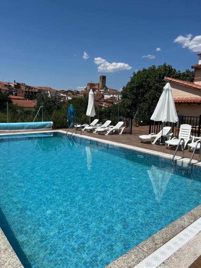 Apartamentos Dona Jimena Del Ambroz 4 Estrellas Complejo Unico En El Centro Del Pueblo - Piscina Ya Abierta Hervás Exterior foto