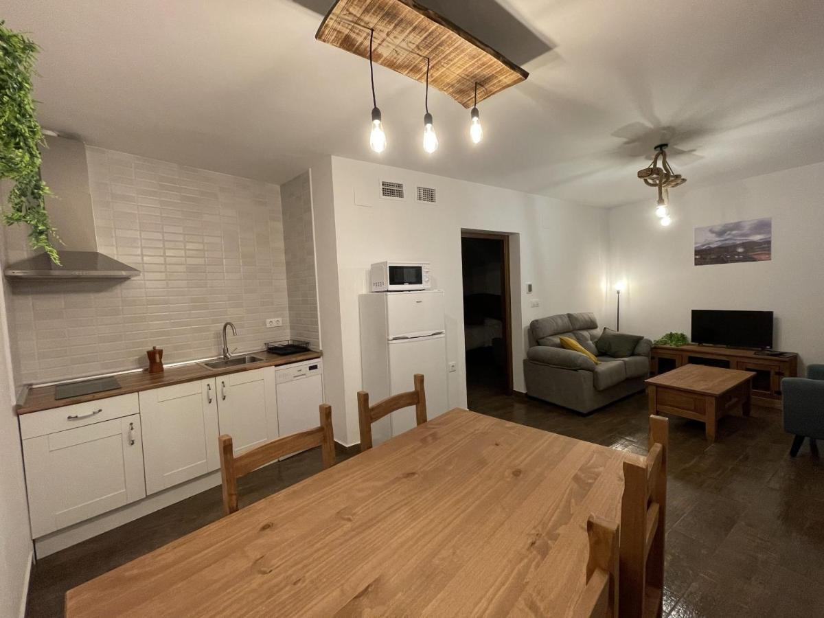 Apartamentos Dona Jimena Del Ambroz 4 Estrellas Complejo Unico En El Centro Del Pueblo - Piscina Ya Abierta Hervás Exterior foto
